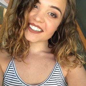 Meet your Posher, Marissa